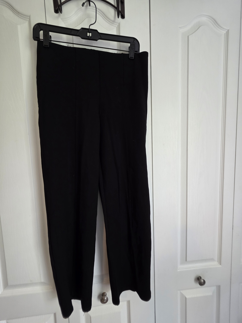 Investments Slim Factor Slim Straight Pants in Black
